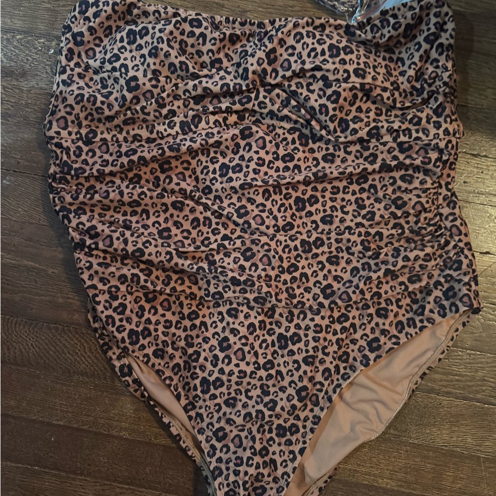 Shade & Shore Leopard Print High-Waist Bikini Bottoms - Brown & Black
